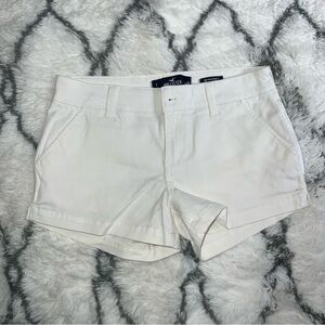 White Hollister Shorts size 1